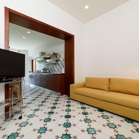 Amalfi Coast Family Luxury Suite Виетри Экстерьер фото