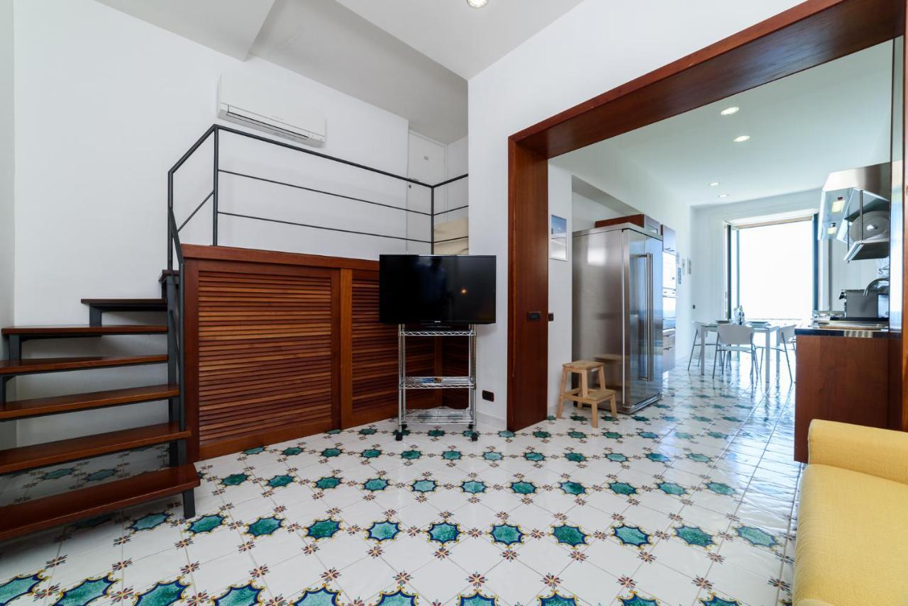 Amalfi Coast Family Luxury Suite Виетри Экстерьер фото