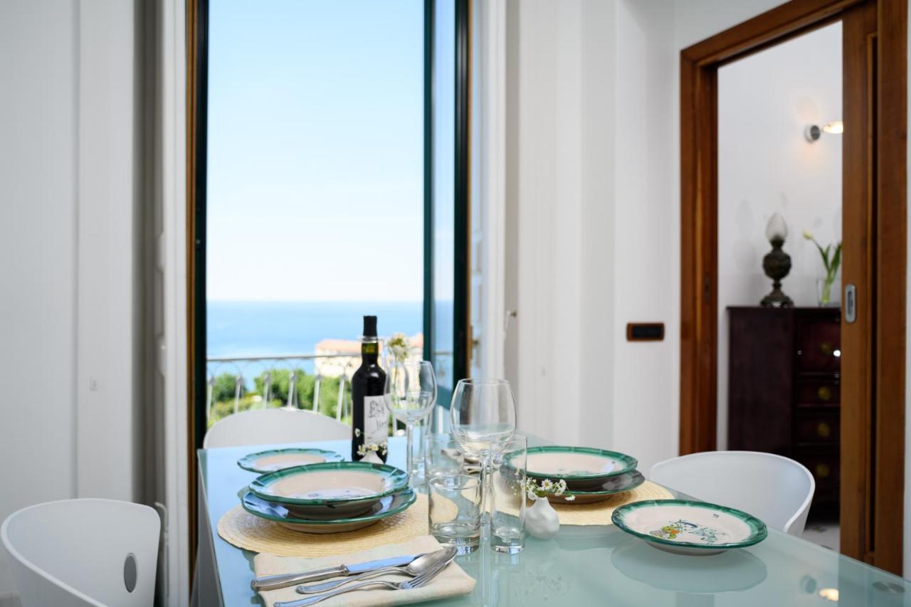 Amalfi Coast Family Luxury Suite Виетри Экстерьер фото