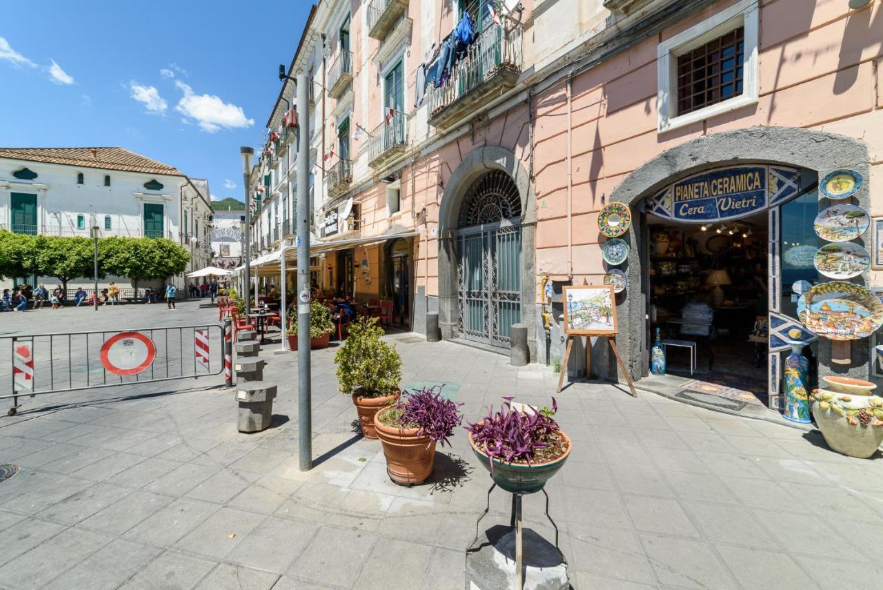Amalfi Coast Family Luxury Suite Виетри Экстерьер фото