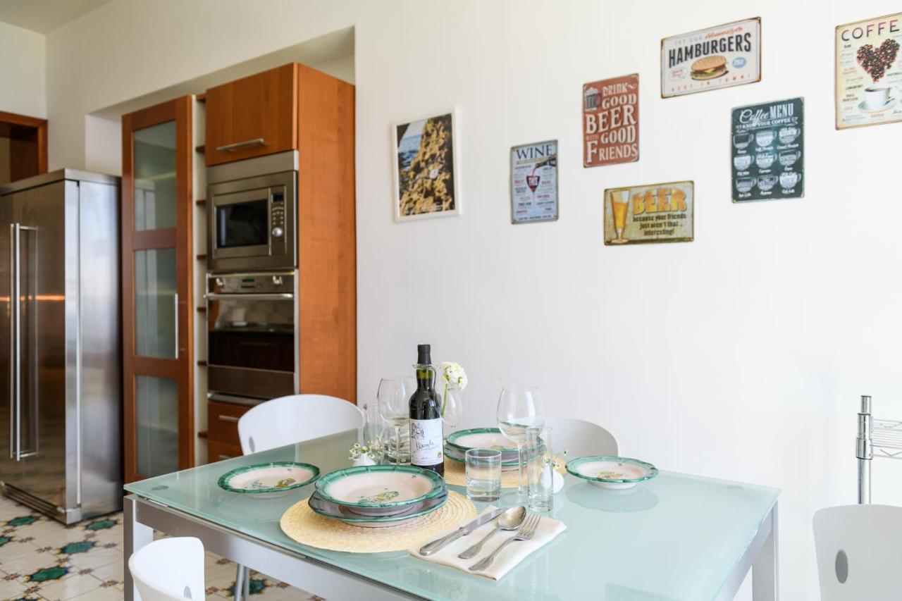 Amalfi Coast Family Luxury Suite Виетри Экстерьер фото