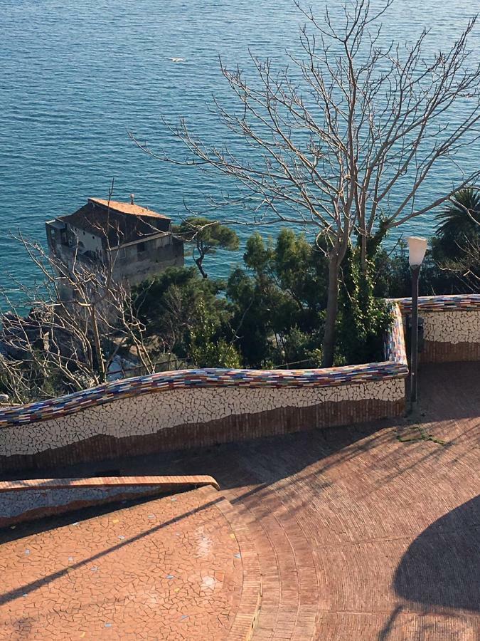 Amalfi Coast Family Luxury Suite Виетри Экстерьер фото